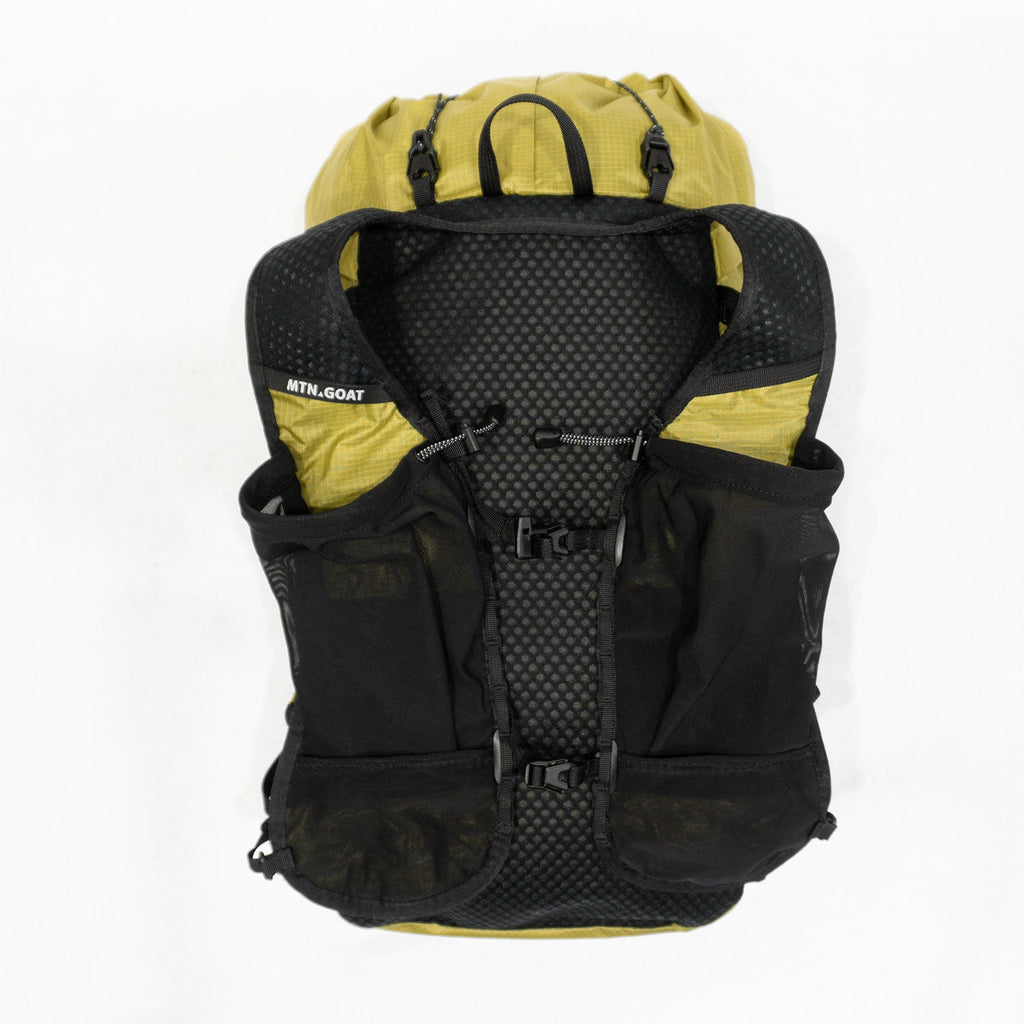 Summit Pack V2 Hike Right 登山衣