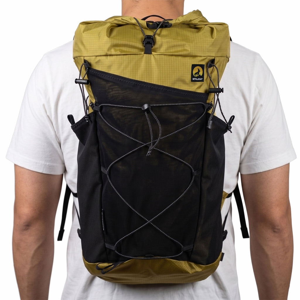 Summit Pack V2 Hike Right 登山衣